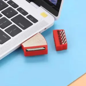 32 GB Accordion USB Key